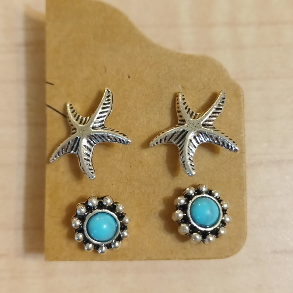 *3/$12* 2 pairs Bohemian Stud Earrings Retro